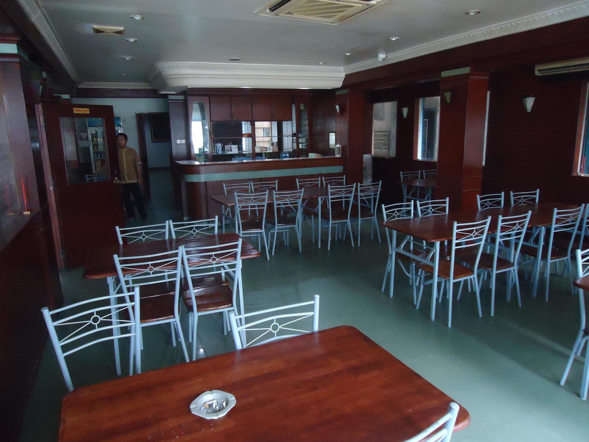 โรงแรมกลอริส Batam ภายนอก รูปภาพ